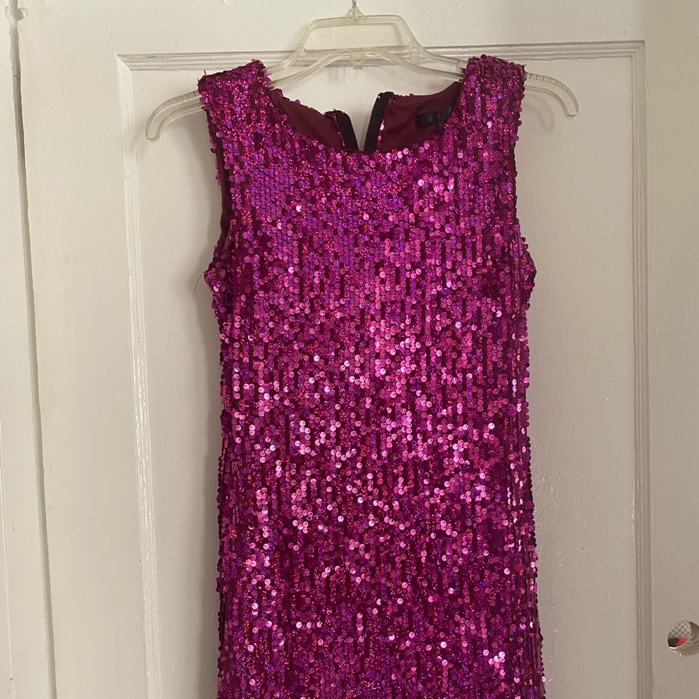 Women’s small pink sequin dress